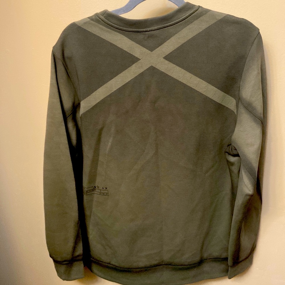 Green Reebok Crew Neck - Picture 2 of 4